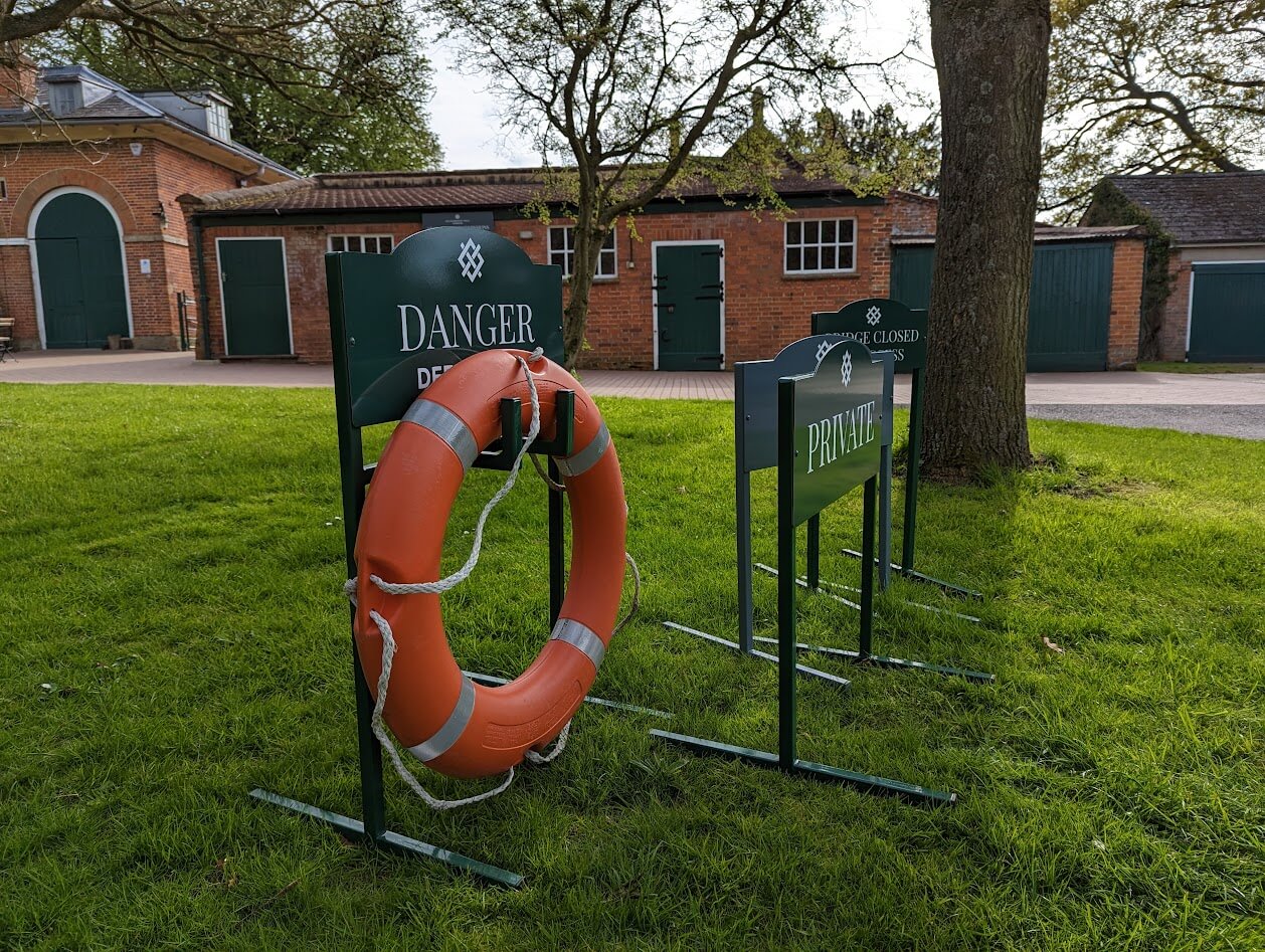 Soanes Signs of Norwich - Pavement & Street Signs - Work Example 29